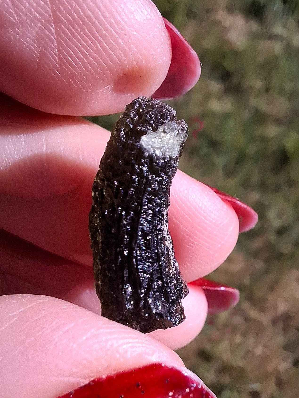 Moldavite Piece, 2.38g, Tektite (Ref: 1466)