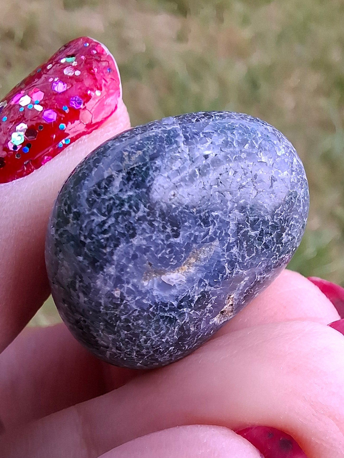 Green Moss Agate, Tumble Stone, Crystal (Ref: T165)