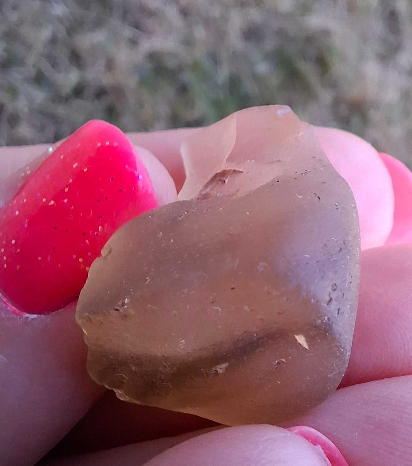 Libyan Desert Glass (darker) Piece, 7.00g, Tektite (Ref: L1373)