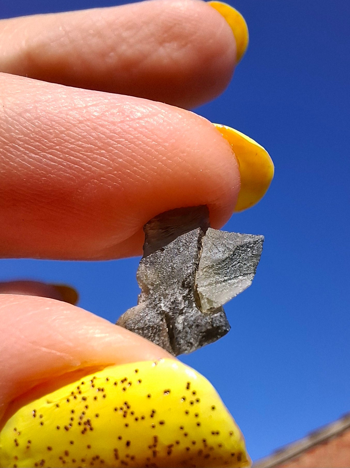 Moldavite Piece, 0.75g, Tektite (Ref: 1483)