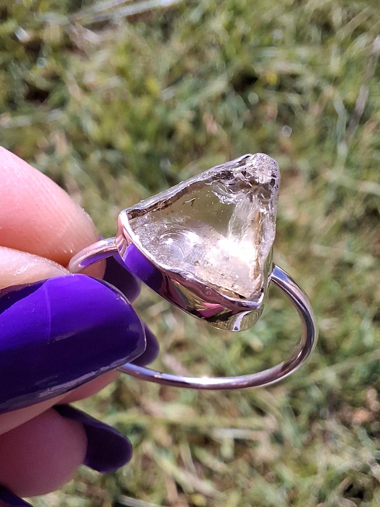 Libyan Desert Glass Ring, size large V, 925 Silver, Tektite (Ref: LR55)