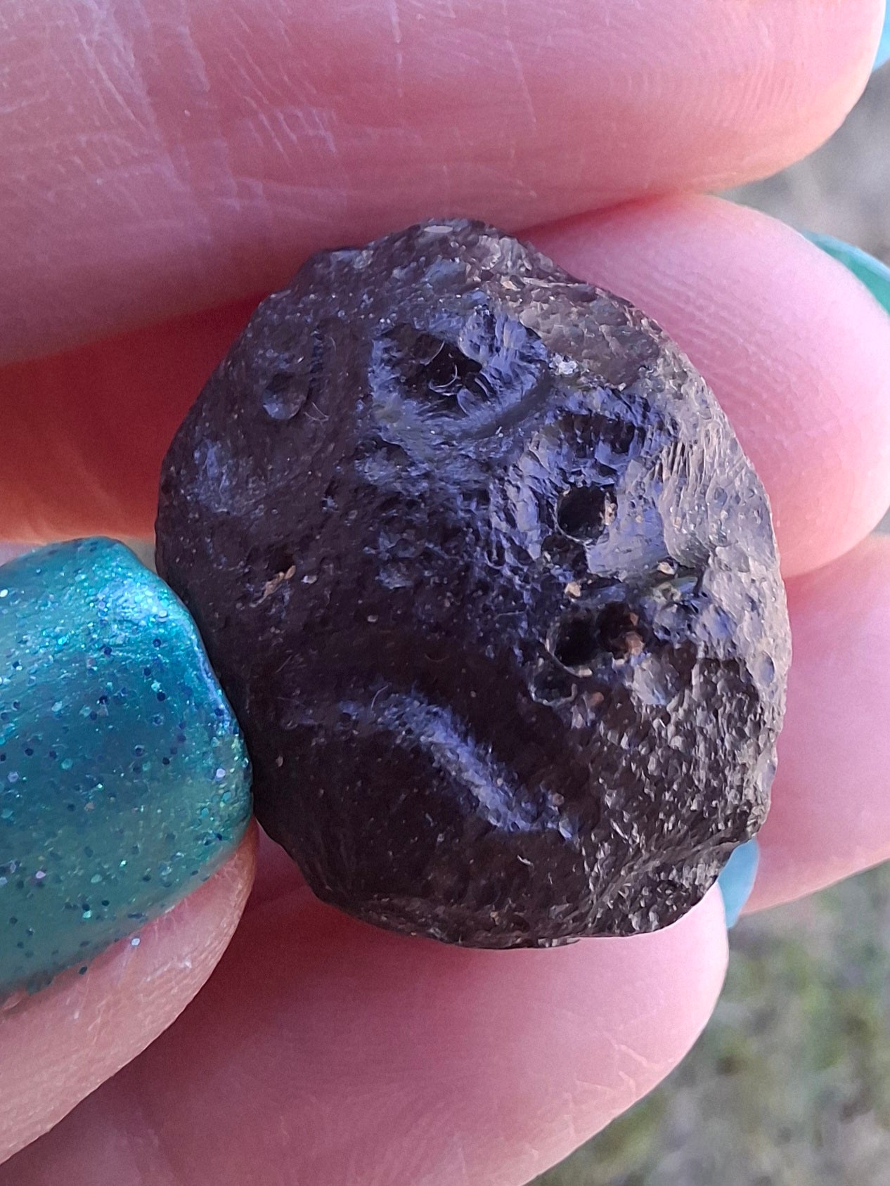 Philippinite (Rizalite), 10.64g, Tektite