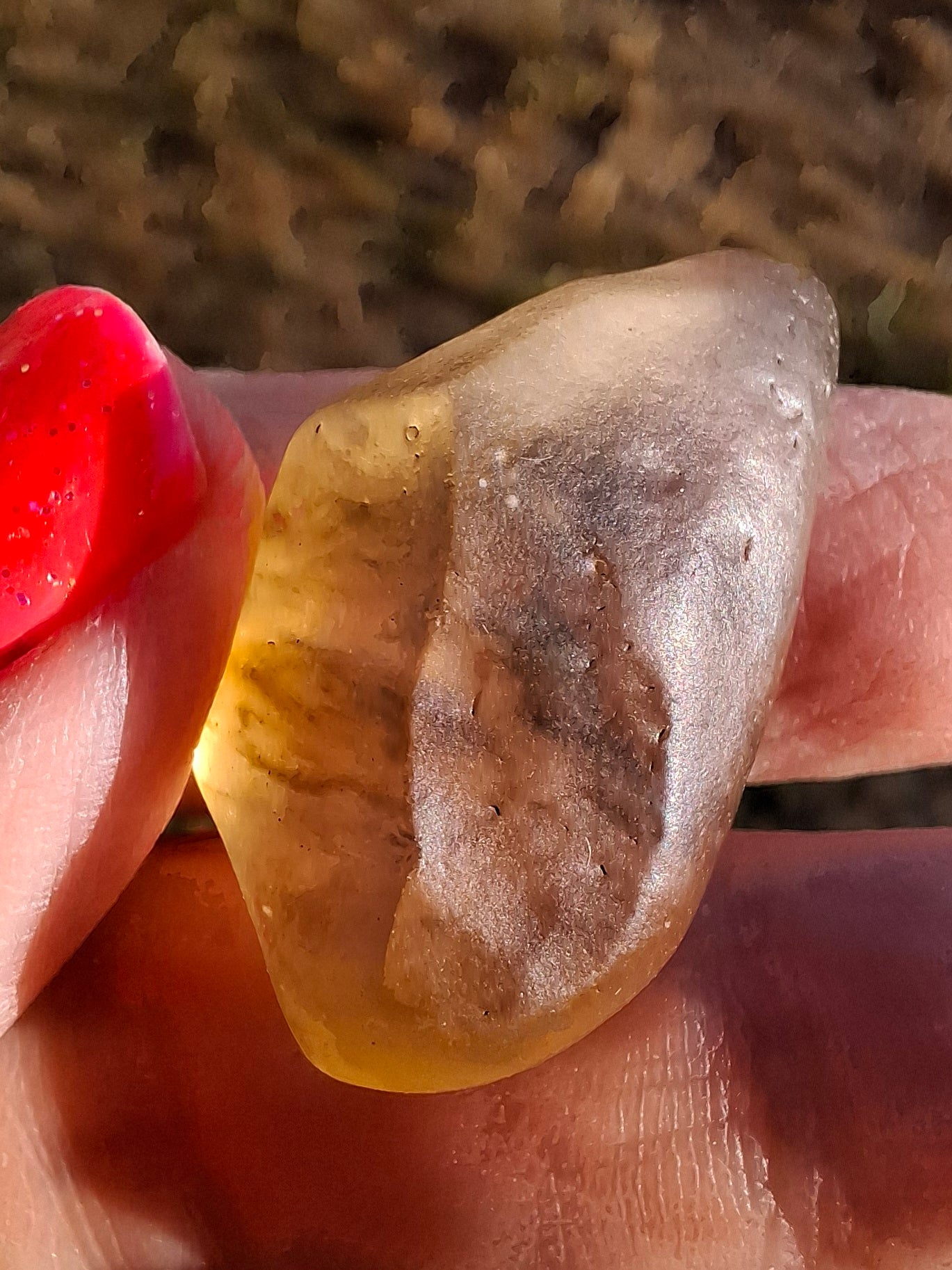 Libyan Desert Glass (darker) Piece, 7.38g, Tektite (Ref: L1375)