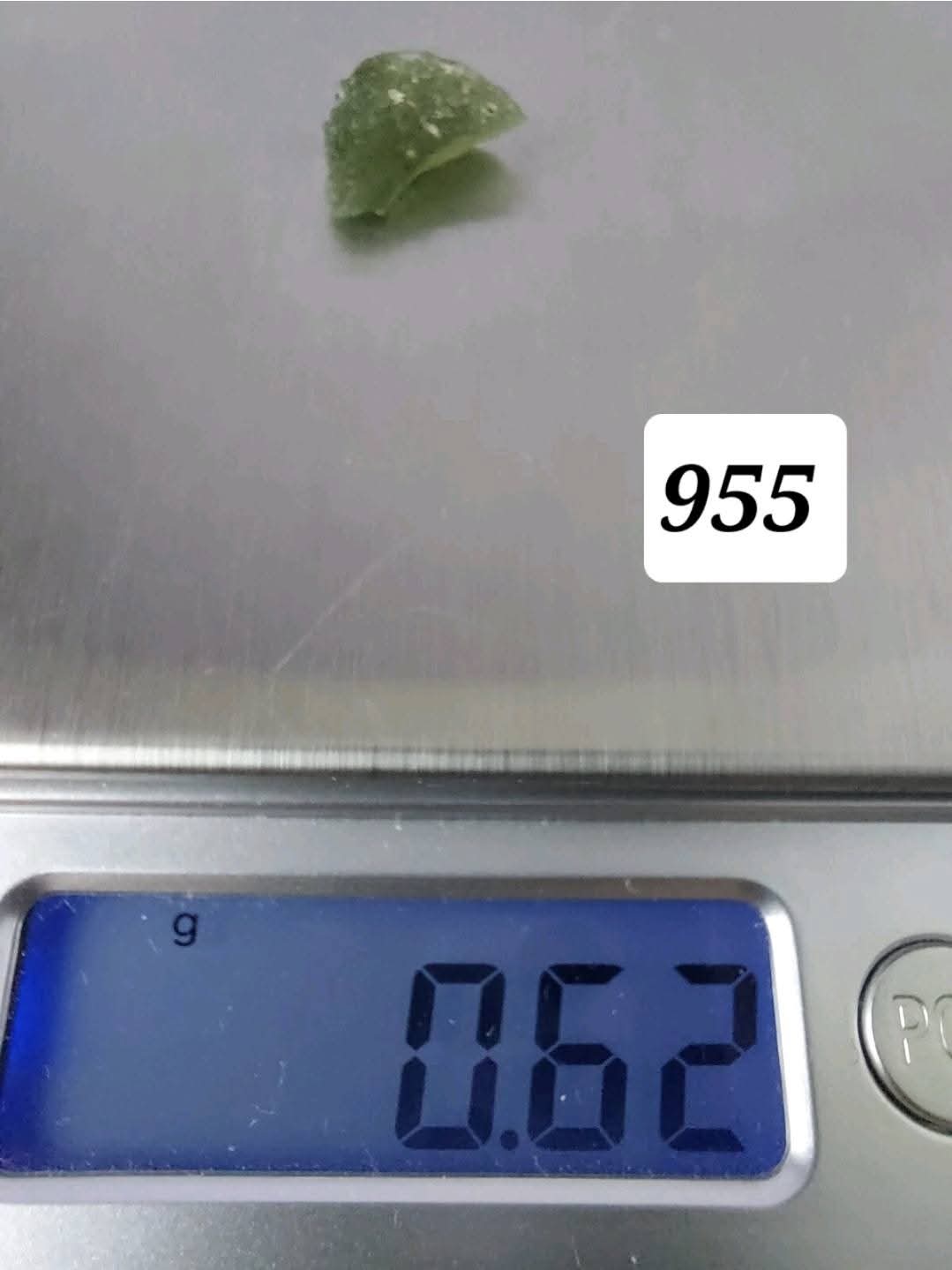 Moldavite Piece, 0.62g, Tektite (Ref: 955)