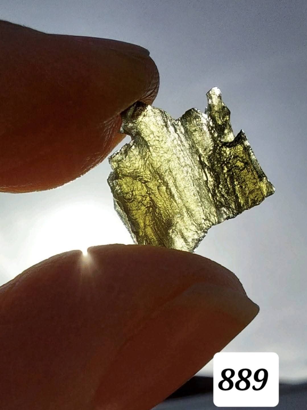 Moldavite Piece, 0.75g, Tektite (Ref: 889a)
