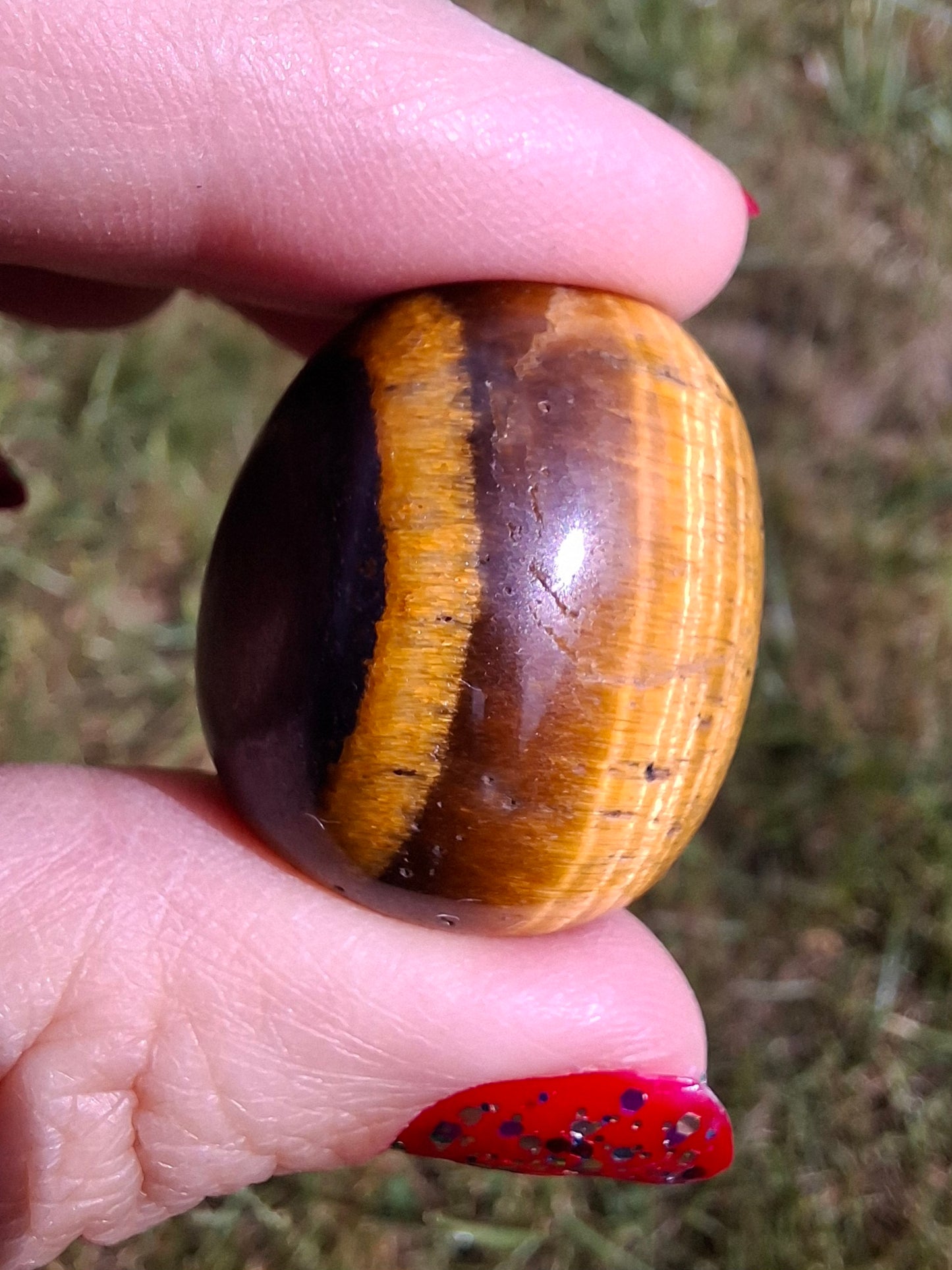 Tigers Eye, Tumble Stone, Crystal (Ref: T128)