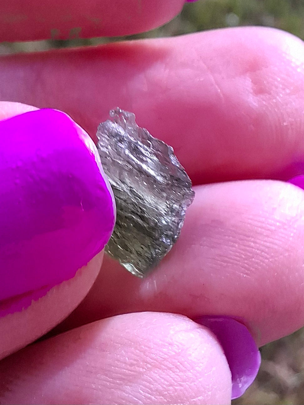 Moldavite Piece, 0.72g, Tektite (Ref: 1438)
