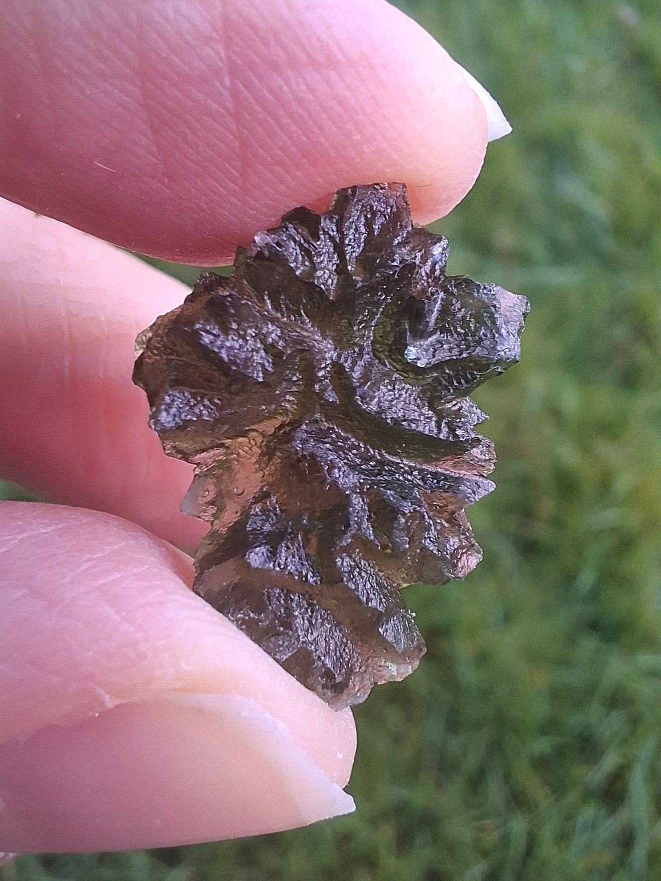 Moldavite Piece, JEZKOVNA BESEDNICE, 2.05g, Tektite (Ref: 1275)