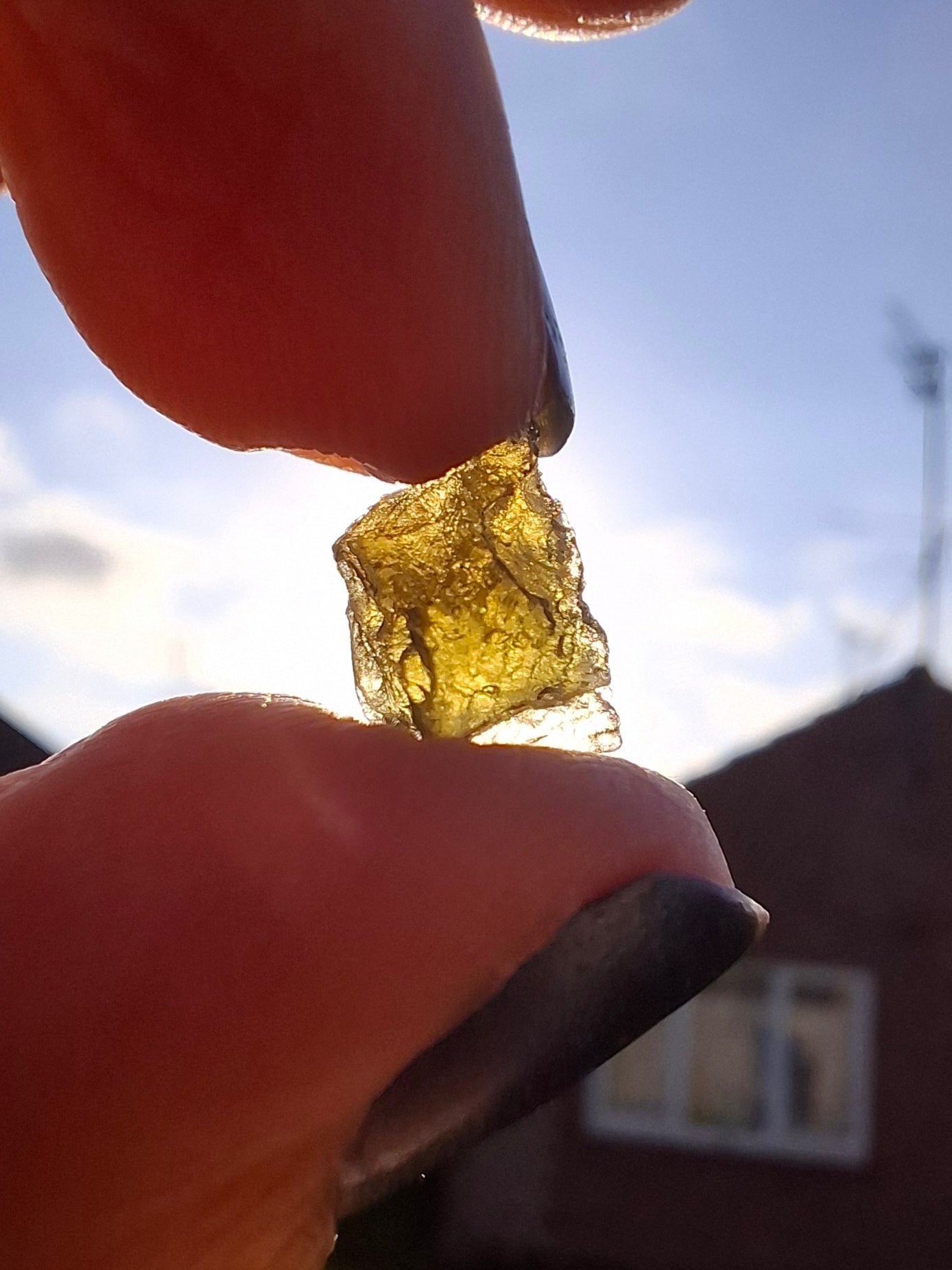 Moldavite Piece, 0.50g, Tektite (Ref: 1395)