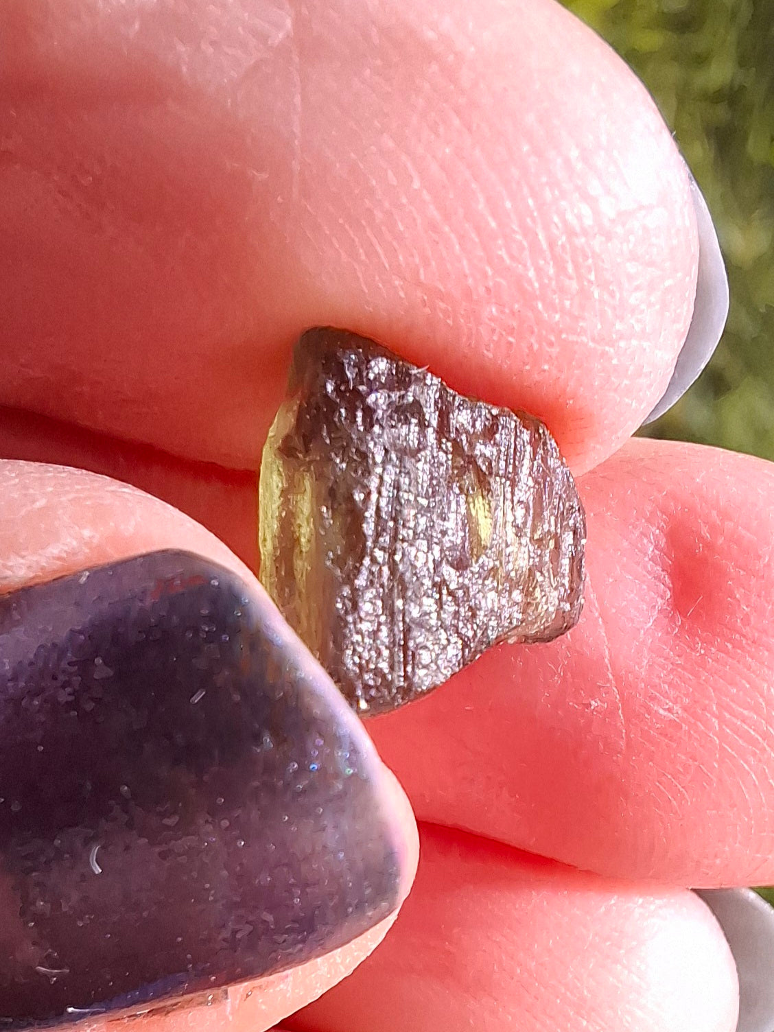 Moldavite Piece, 0.58g, Tektite (Ref: 1381)