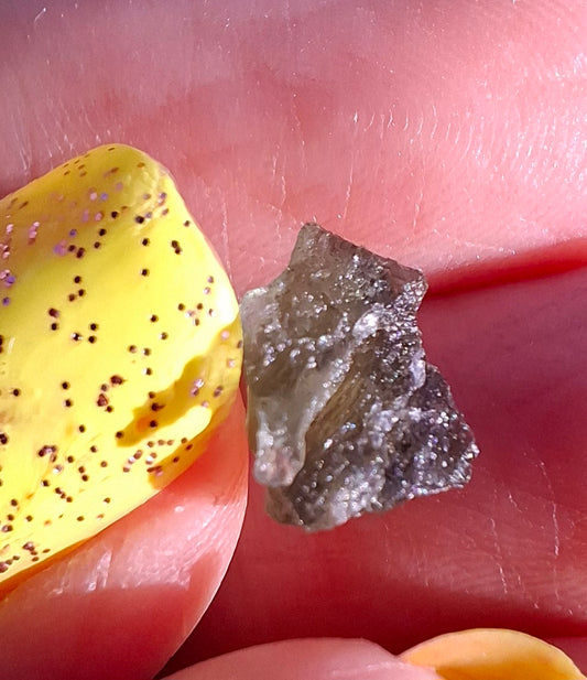 Moldavite small Piece, 0.41g, Tektite (Ref: 1482)