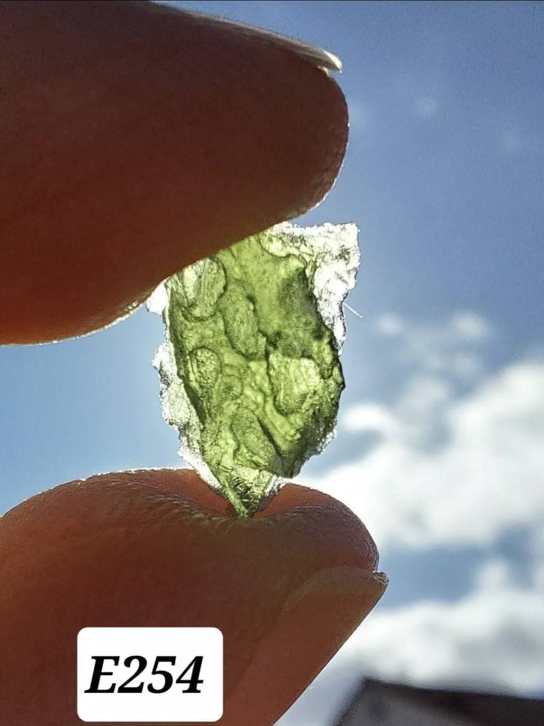 Moldavite Piece, 0.63g, Tektite (Ref: E254)