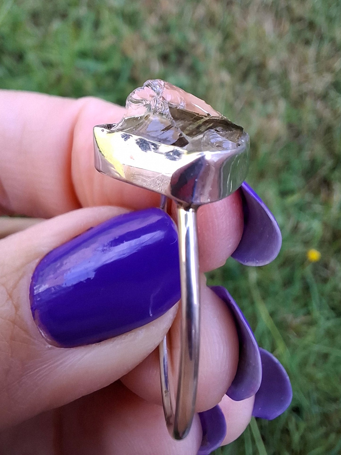 Libyan Desert Glass Ring, size large V, 925 Silver, Tektite (Ref: LR55)