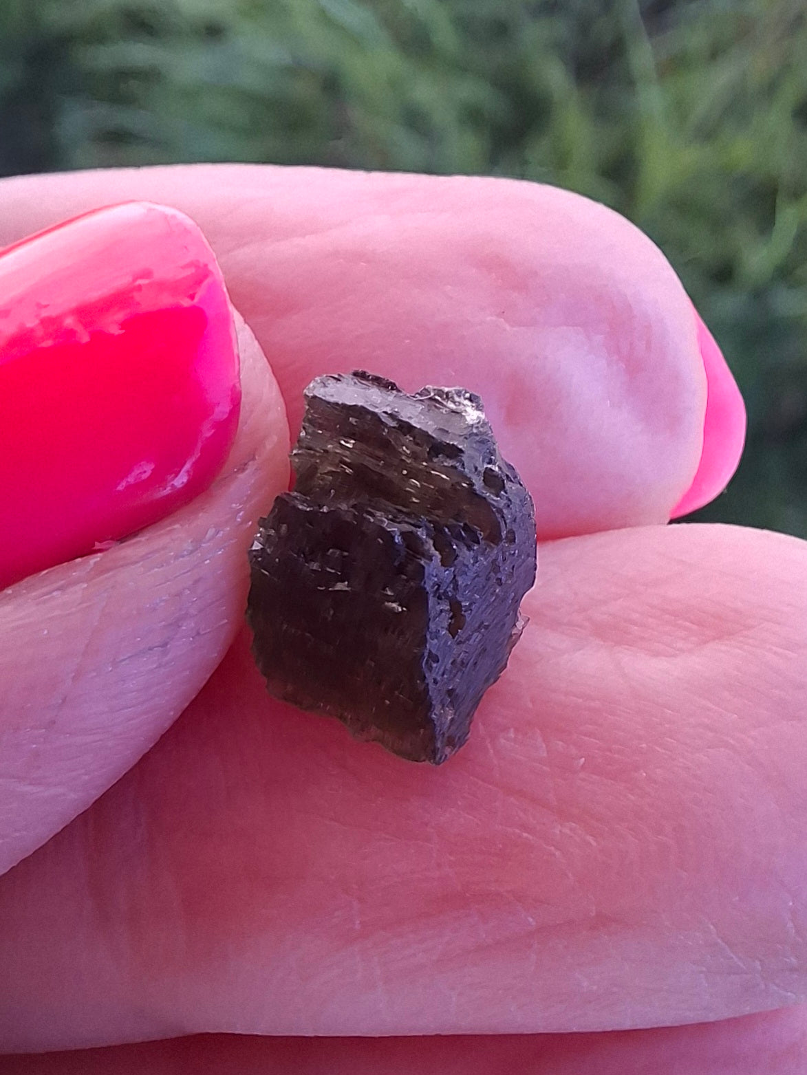 Moldavite Piece, 0.60g, Tektite (Ref: 1408)