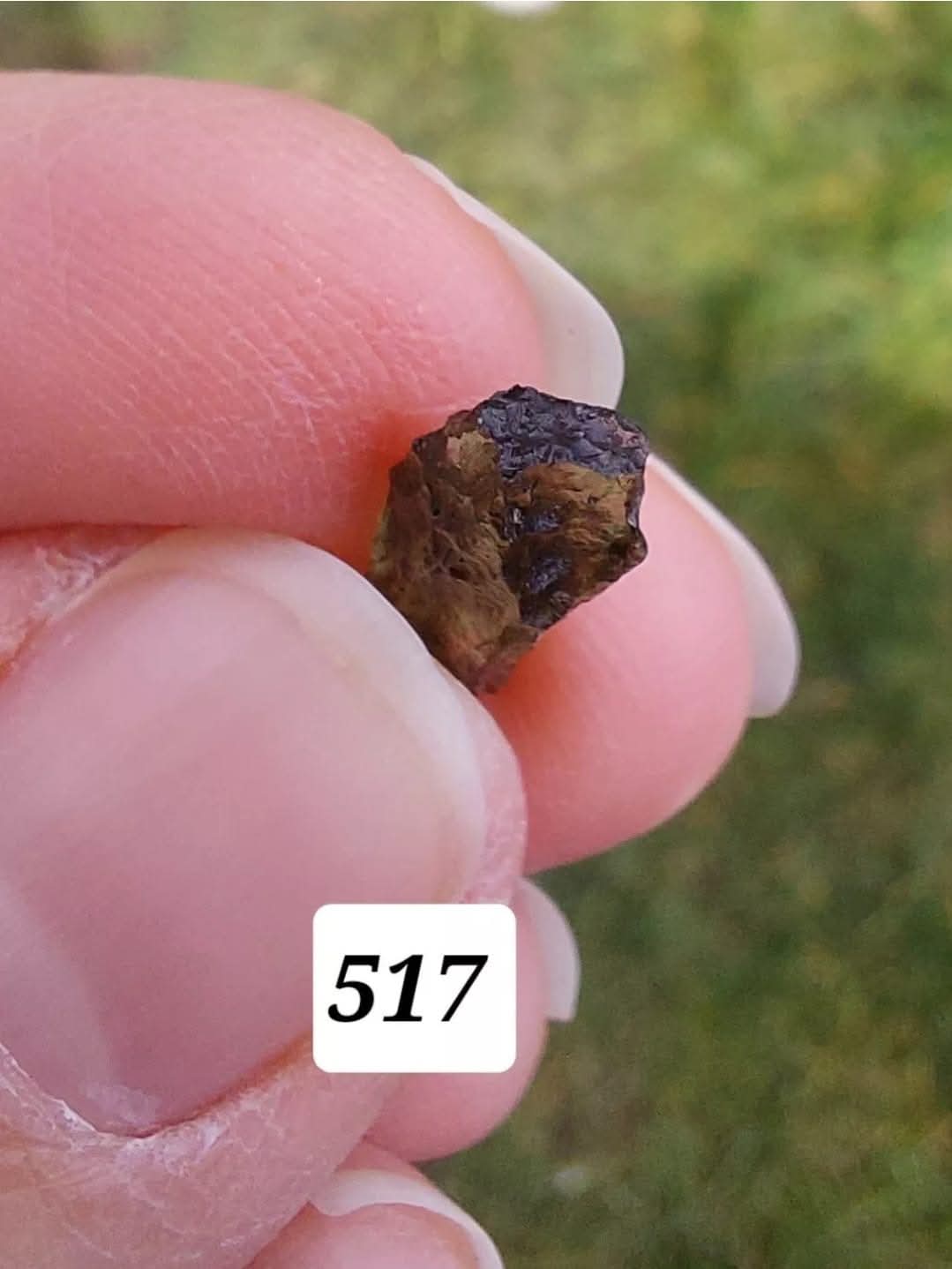 Moldavite Small Piece, 0.39g, Tektite (Ref: 517)