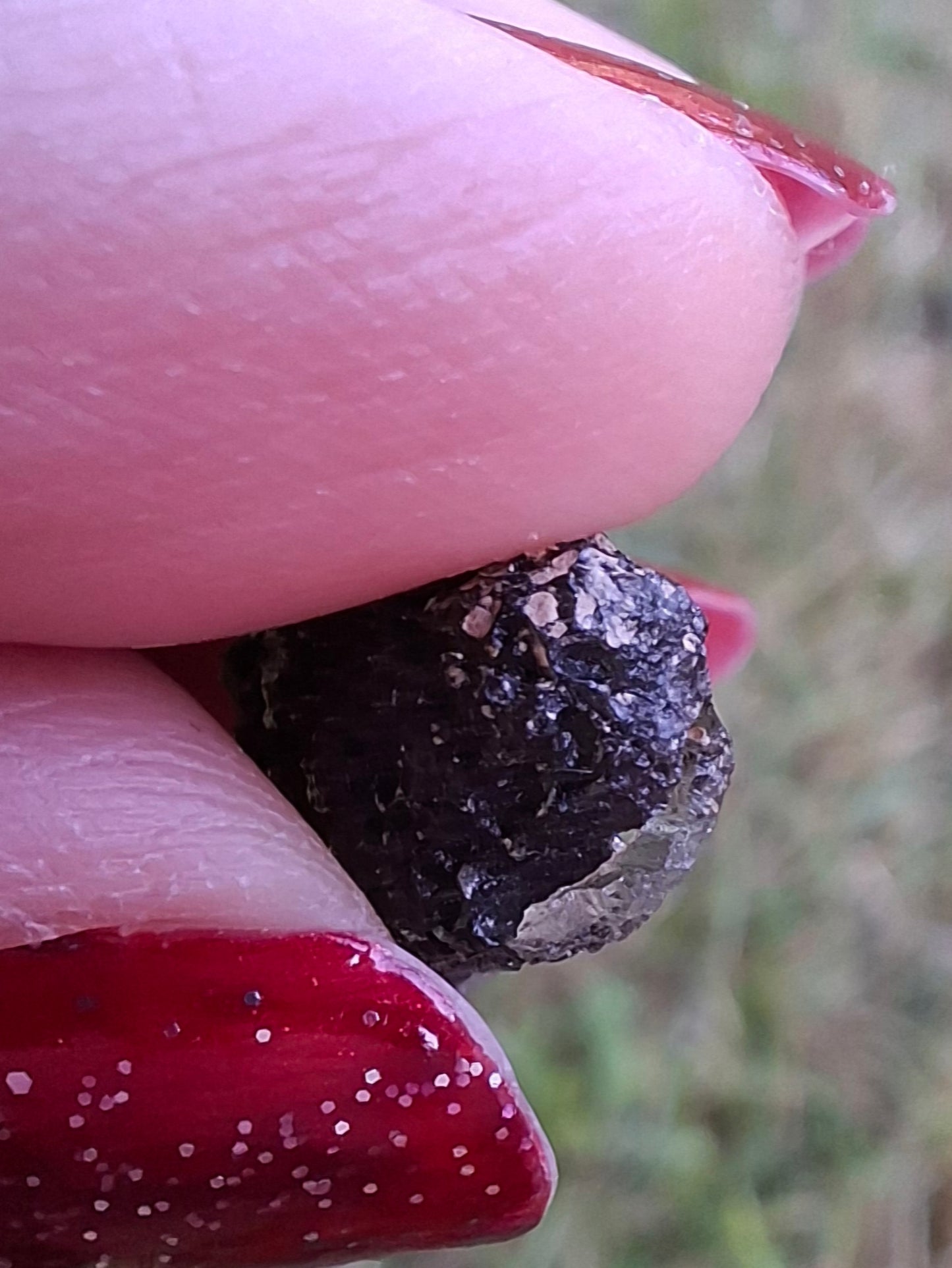 Moldavite Piece, 2.38g, Tektite (Ref: 1466)
