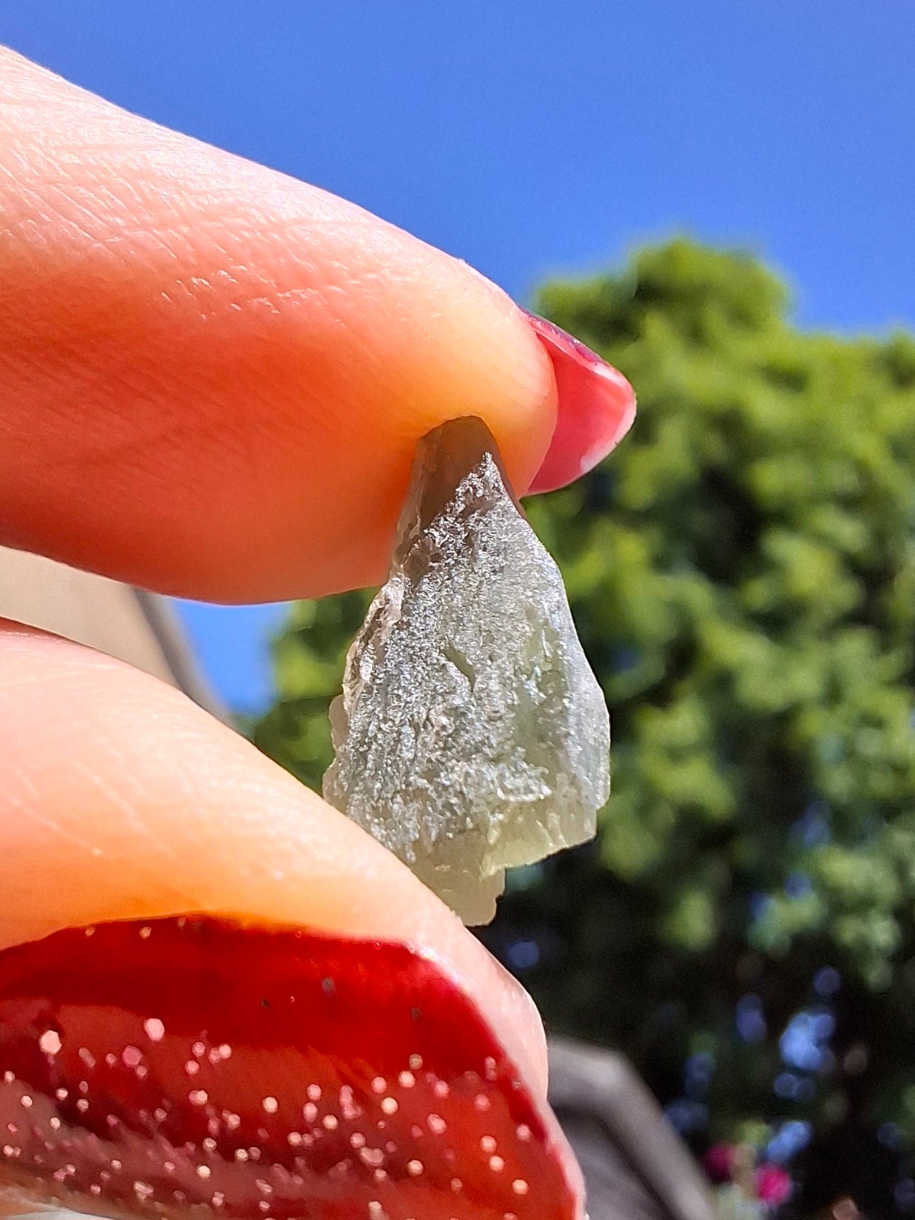 Moldavite Piece, 0.68g, Tektite (Ref: 1471)