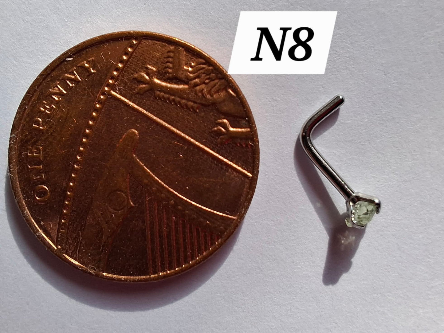 Moldavite (raw) NOSE STUD, 18G, L shape, Surgical steel, Tektite (Ref: N8)