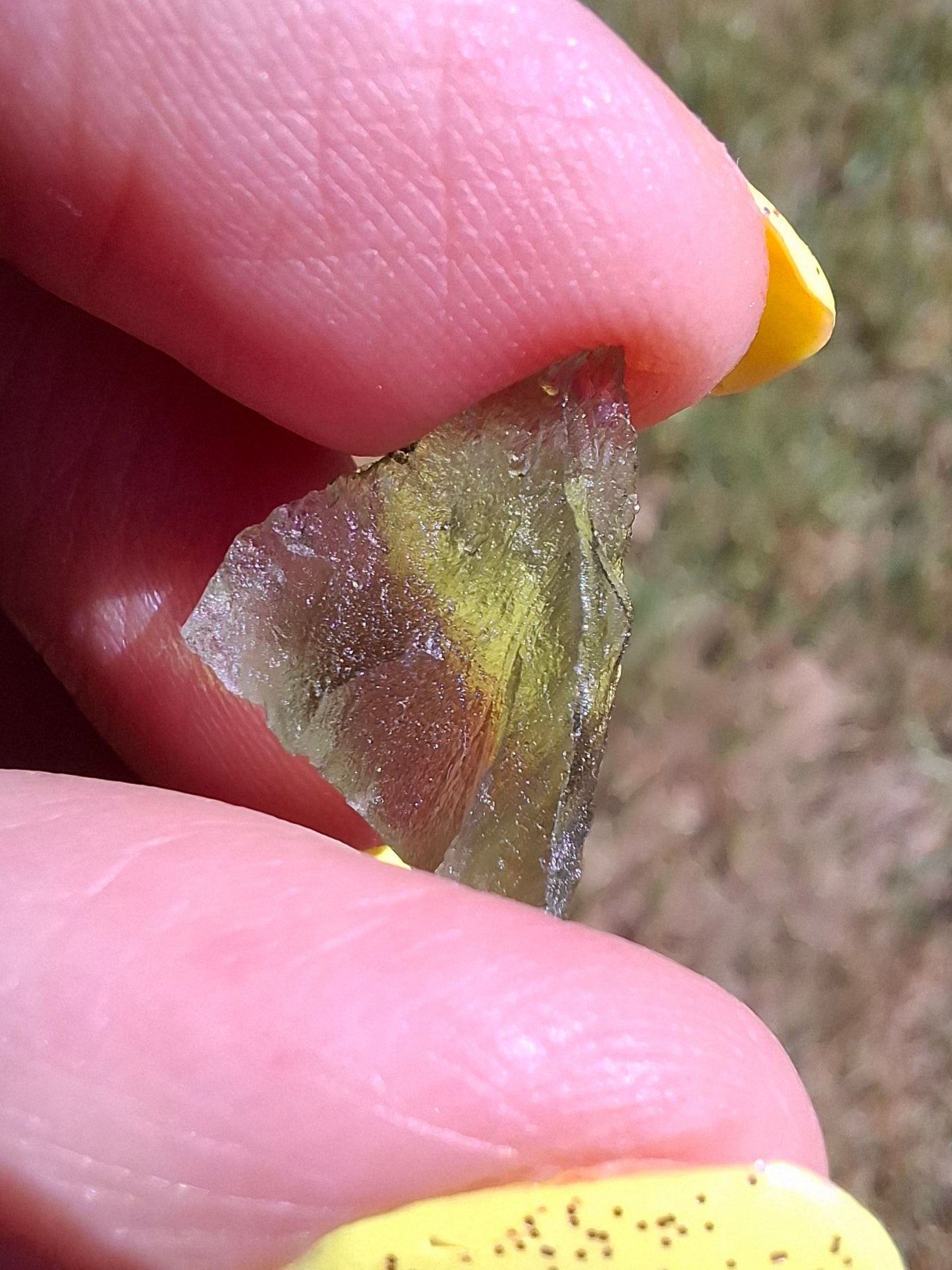 Moldavite Piece, 0.87g, Tektite (Ref: 1477)