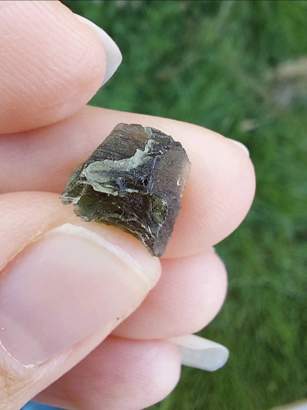 Moldavite Piece, 0.99g, Tektite (Ref: 866)