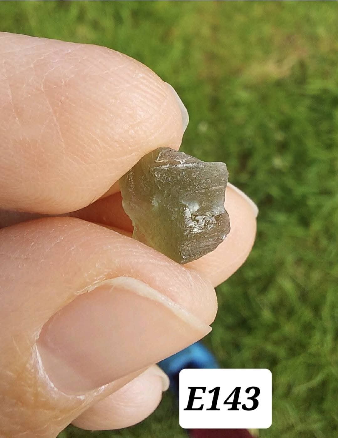 Moldavite Piece, 0.58g, Tektite (Ref: E143)