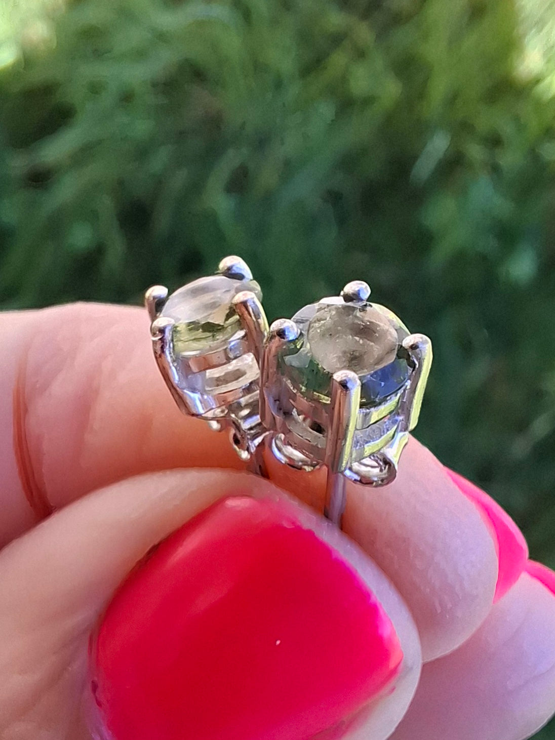 Moldavite (faceted), 5mm, STUD EARRINGS, 925 Silver, Tektite (Ref: Pair53)