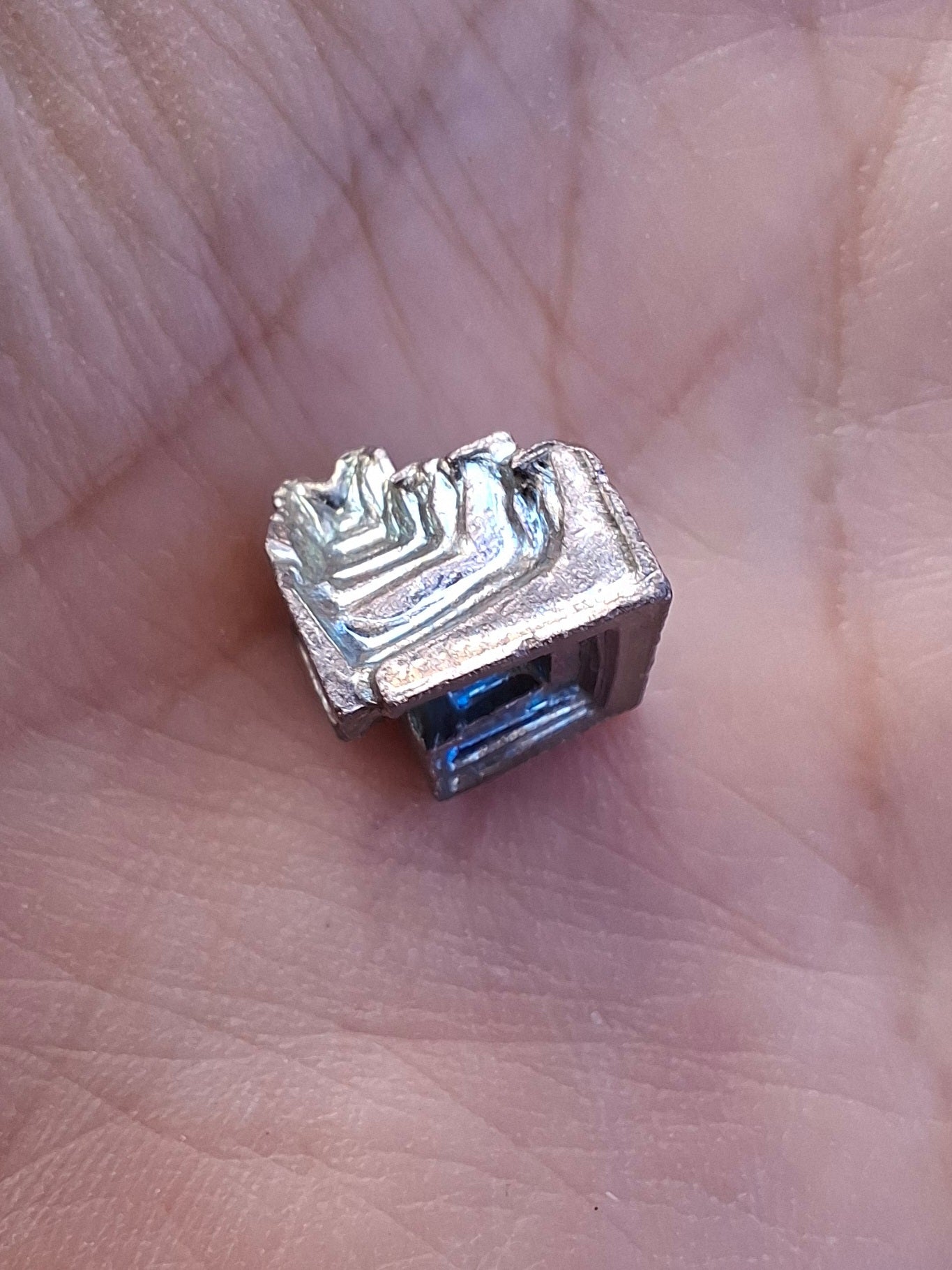 Small Bismuth, Crystal (Ref: BTH4)
