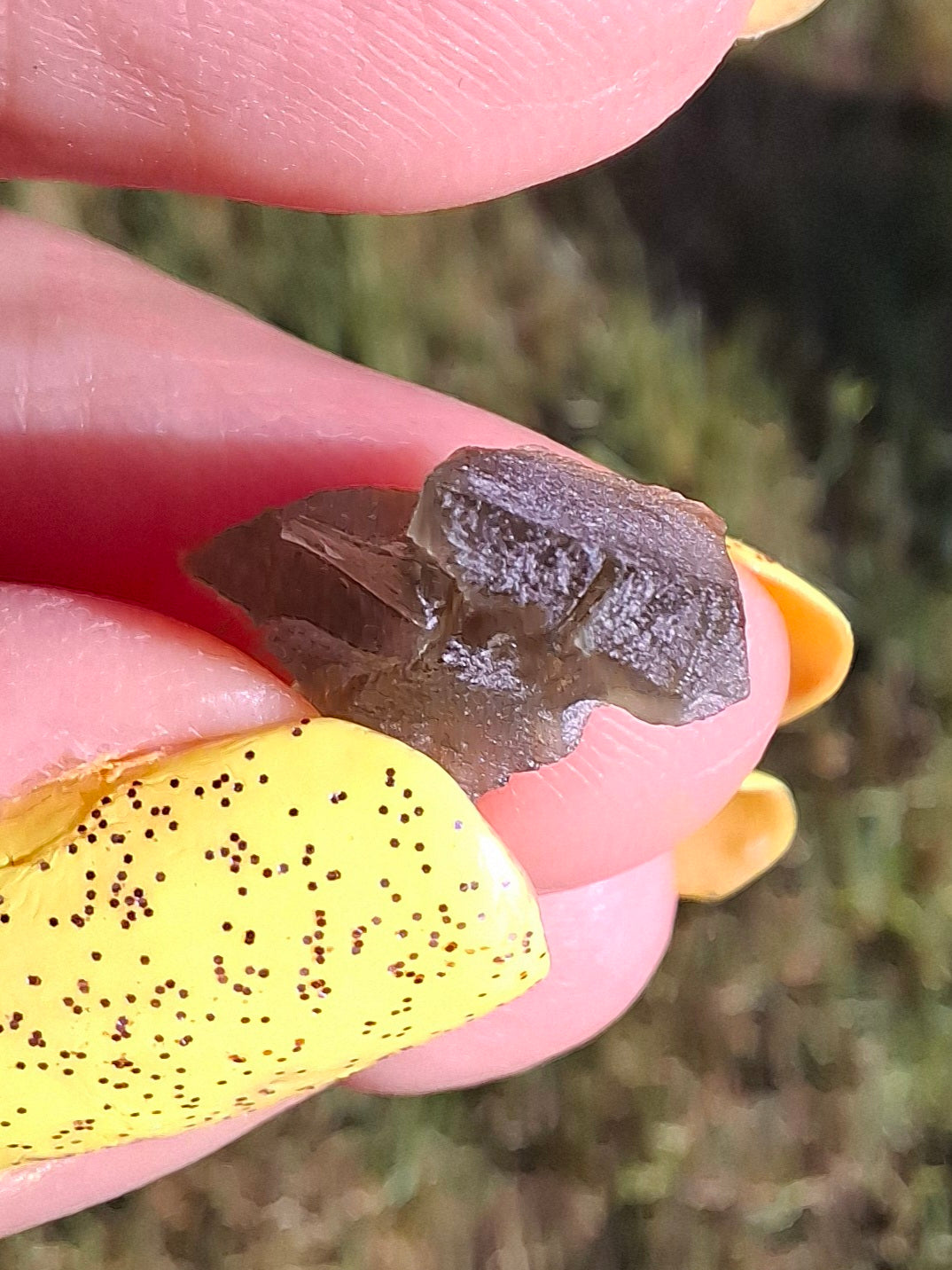Moldavite Piece, 0.75g, Tektite (Ref: 1483)