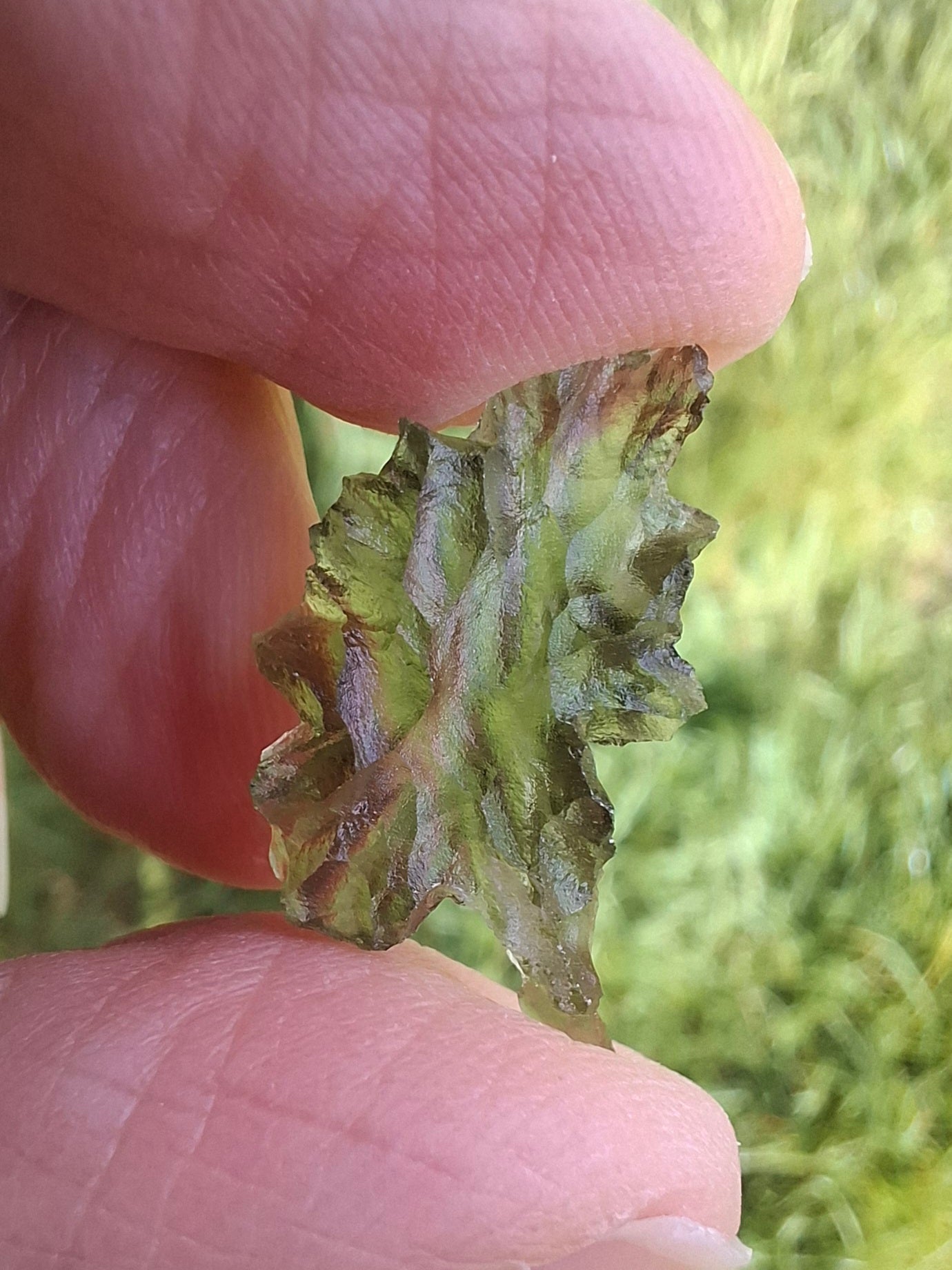 Moldavite Piece, JEZKOVNA BESEDNICE, 0.90g, Tektite (Ref: 1282)