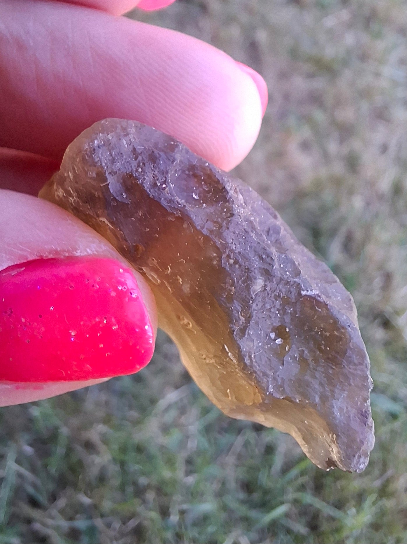 Libyan Desert Glass (darker) Piece, 11.69g, Tektite (Ref: L1366)