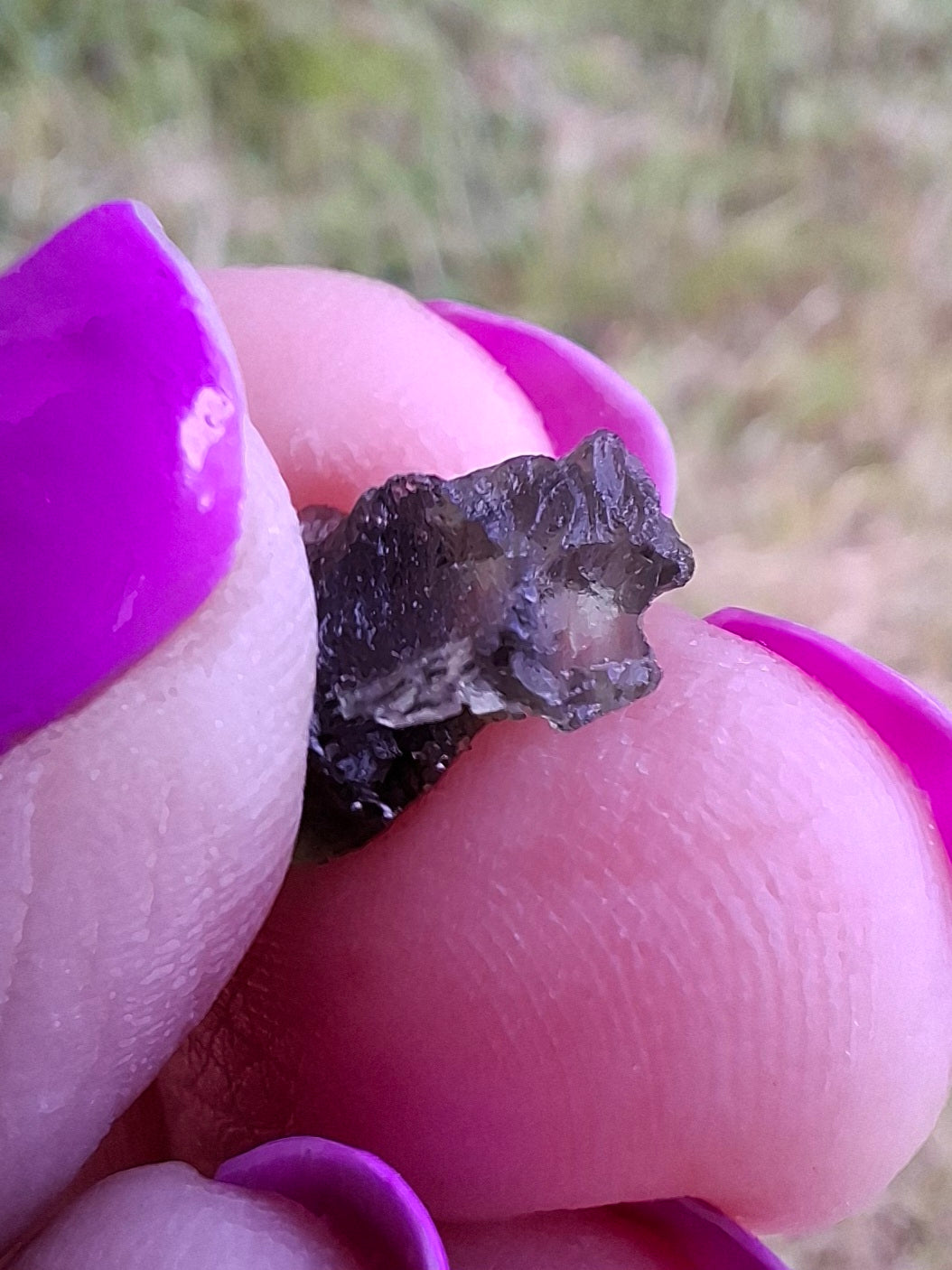 Moldavite Piece, 0.82g, Tektite (Ref: 1454)