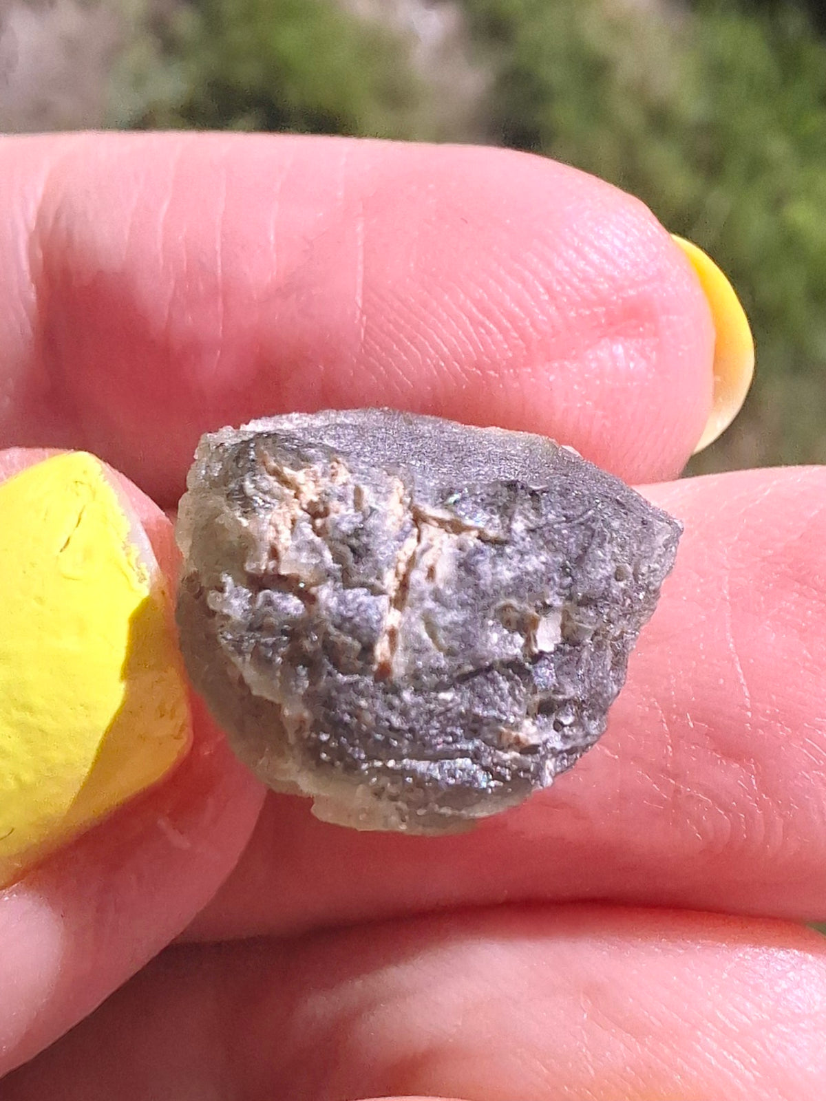 Moldavite Piece, 2.09g, Tektite (Ref: 1510)