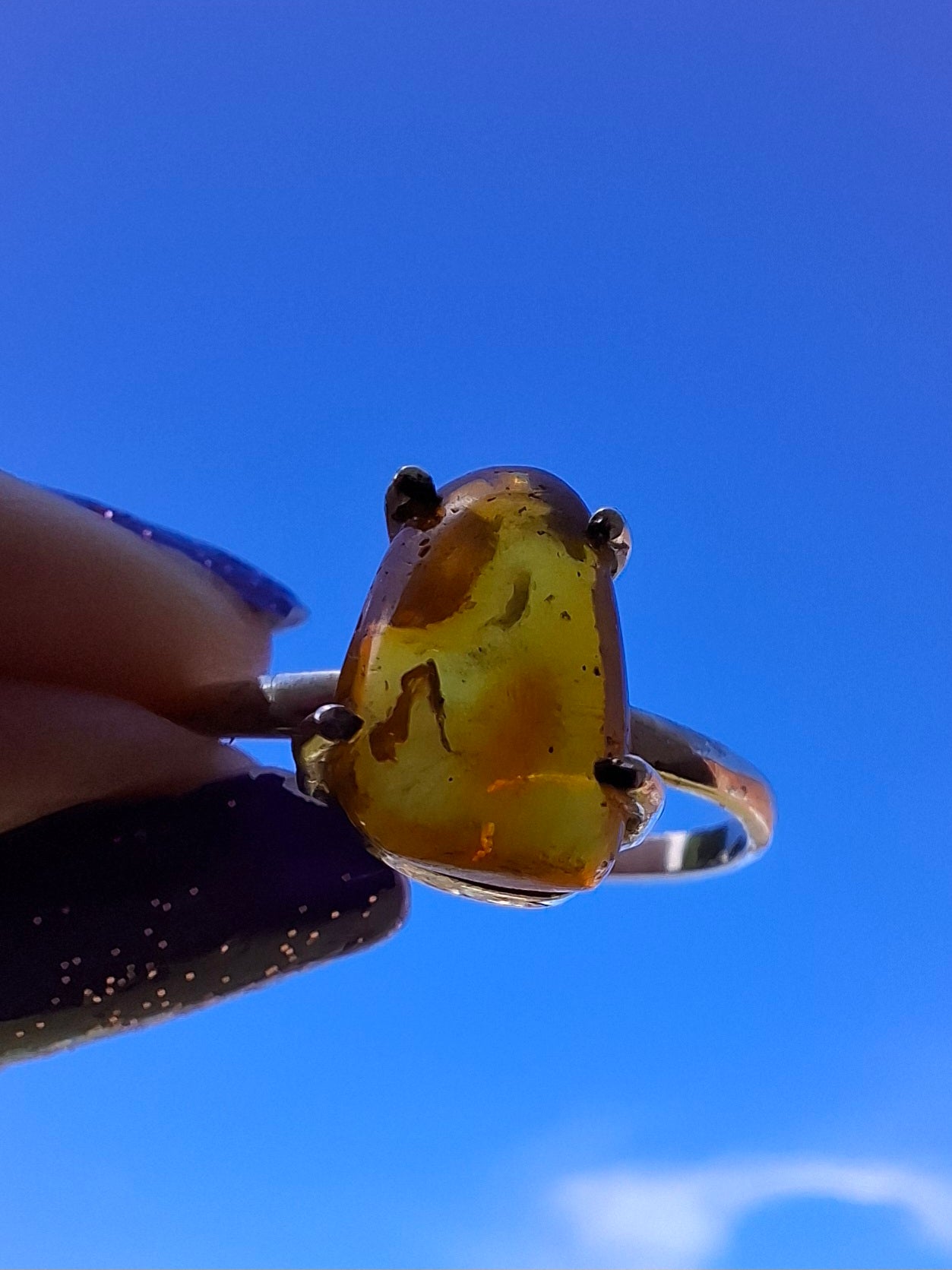Baltic Amber Ring, size large V, 925 Silver, Fossil (Ref: AR24)