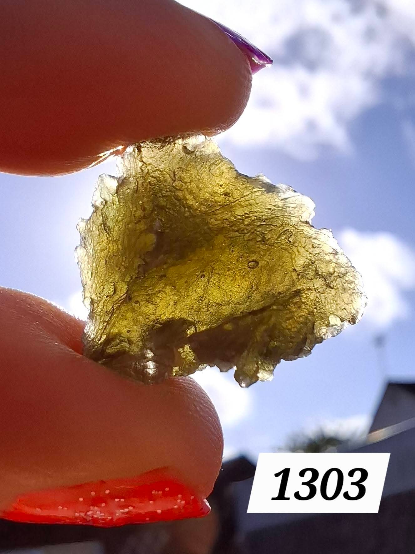 Moldavite Piece, 2.47g, Tektite (Ref: 1303)