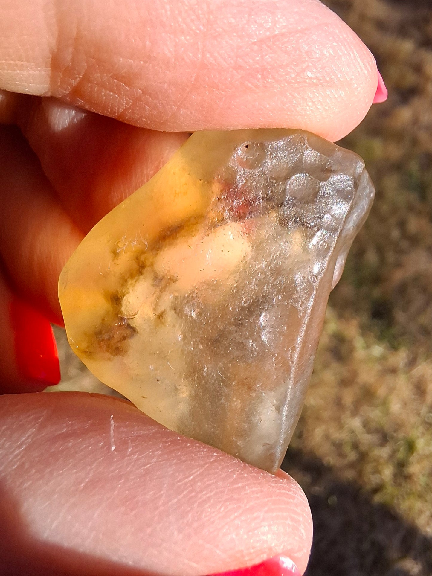 Libyan Desert Glass (darker) Piece, 7.73g, Tektite (Ref: L1374)