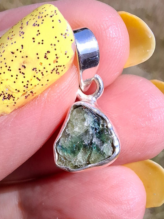 Green Tourmaline Pendant, 925 Silver, Crystal (Ref: GT16)