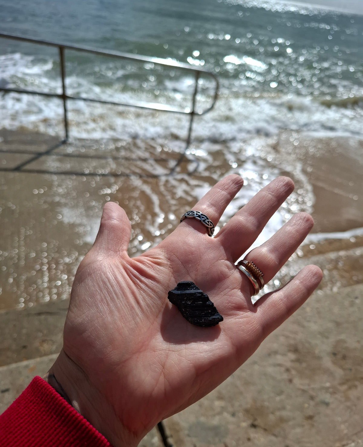 Black Tourmaline RAW, 8.73g, Crystal (Ref: RBT8)