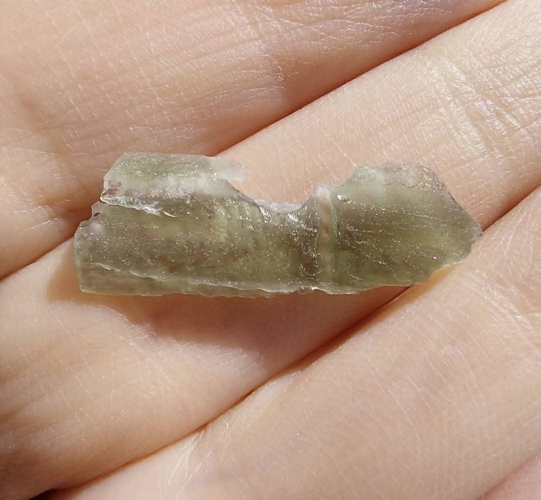 Moldavite Piece, 0.60g, Tektite (E243)