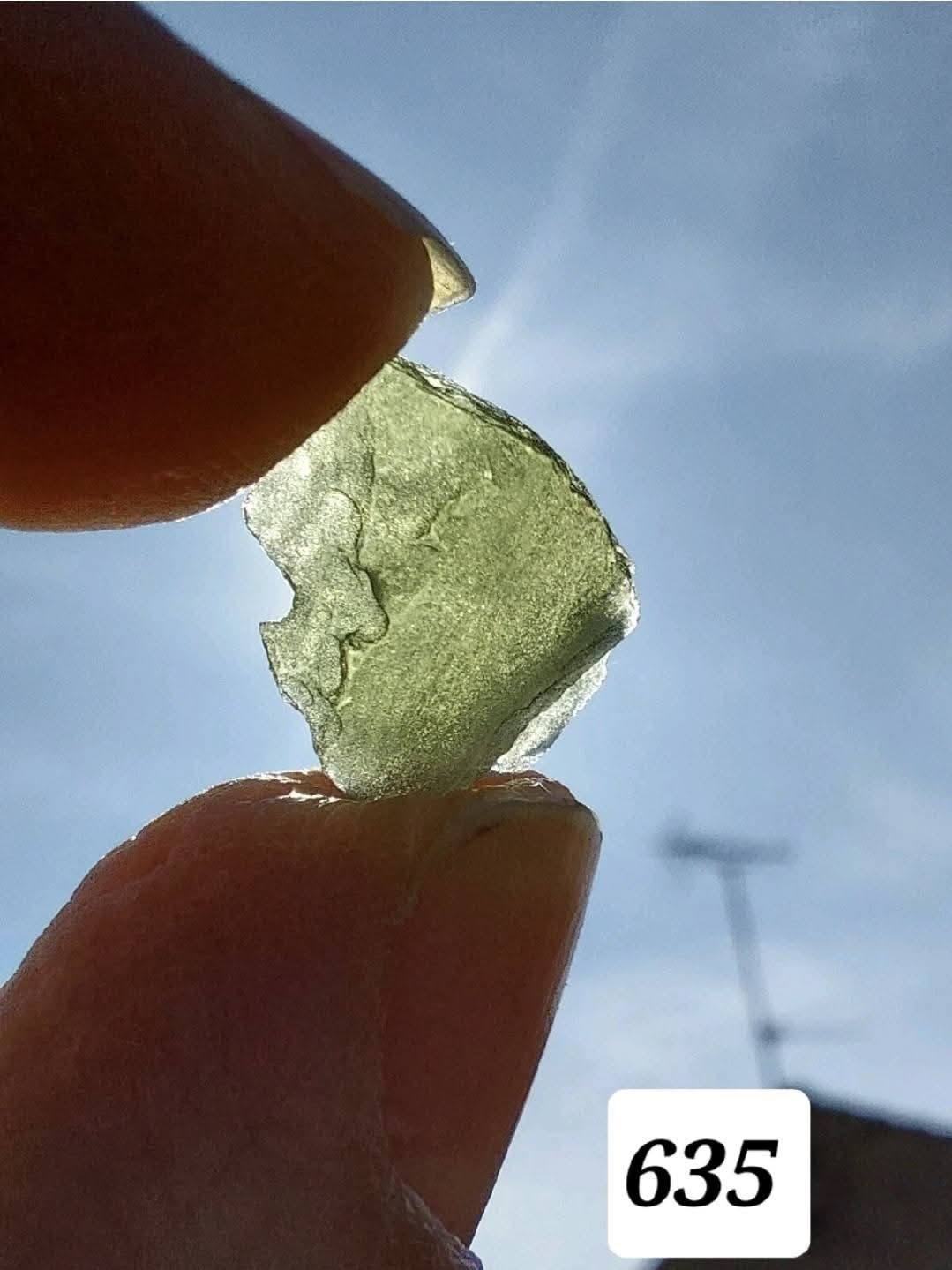 Moldavite Piece, 0.72g, Tektite (Ref: 635)