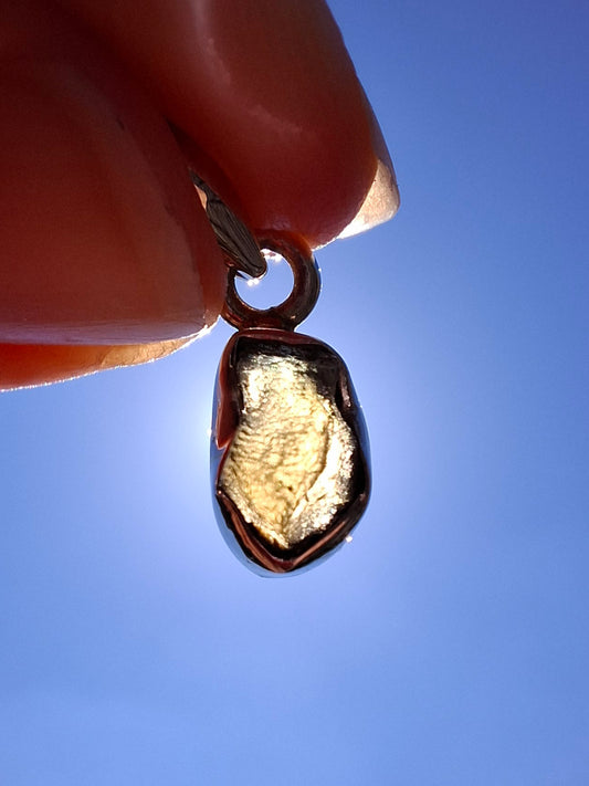 Moldavite Pendant, 925 Silver, Tektite (Ref: P36)