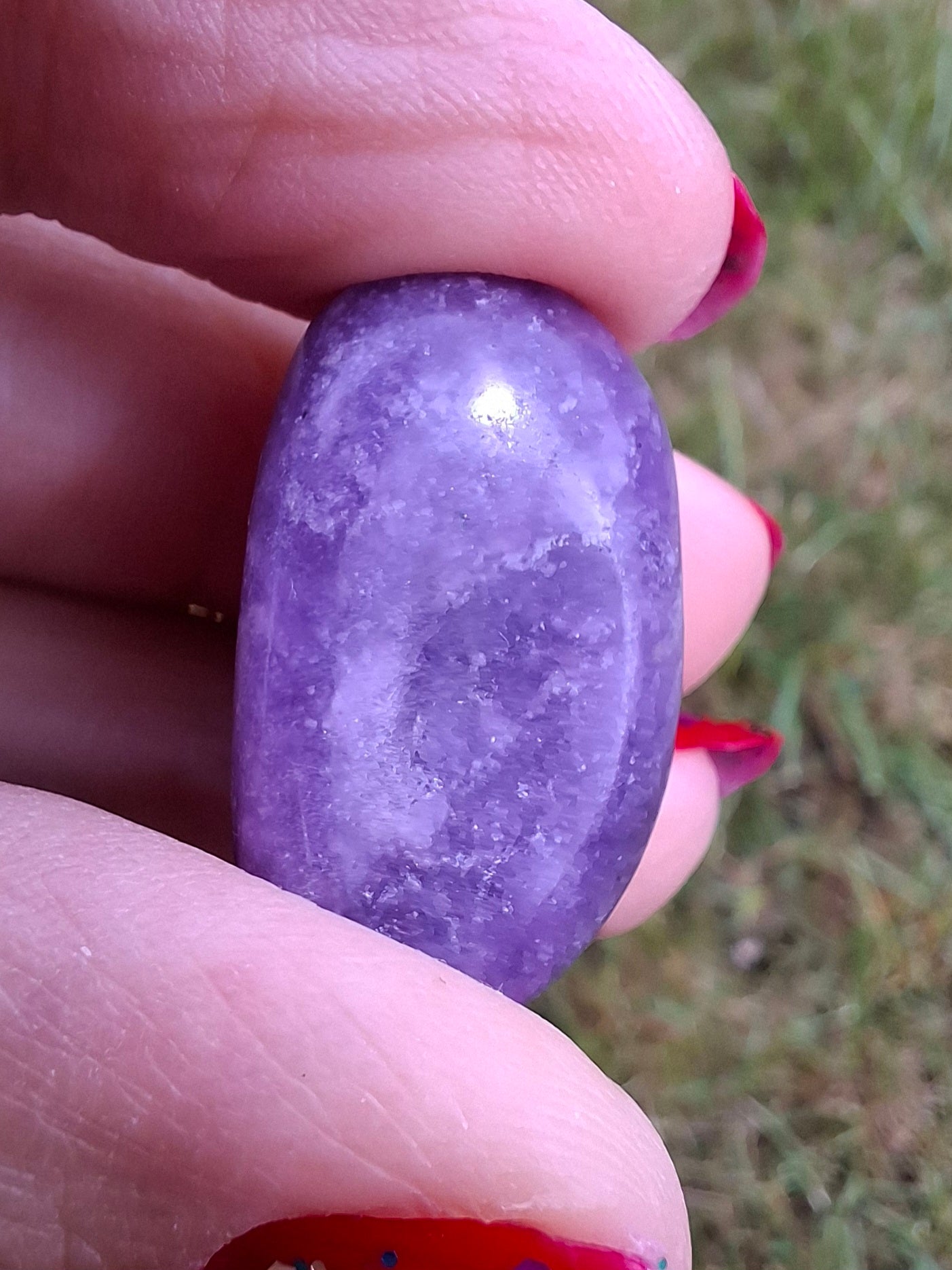 Lepidolite, Tumble Stone, Crystal (Ref: T117)