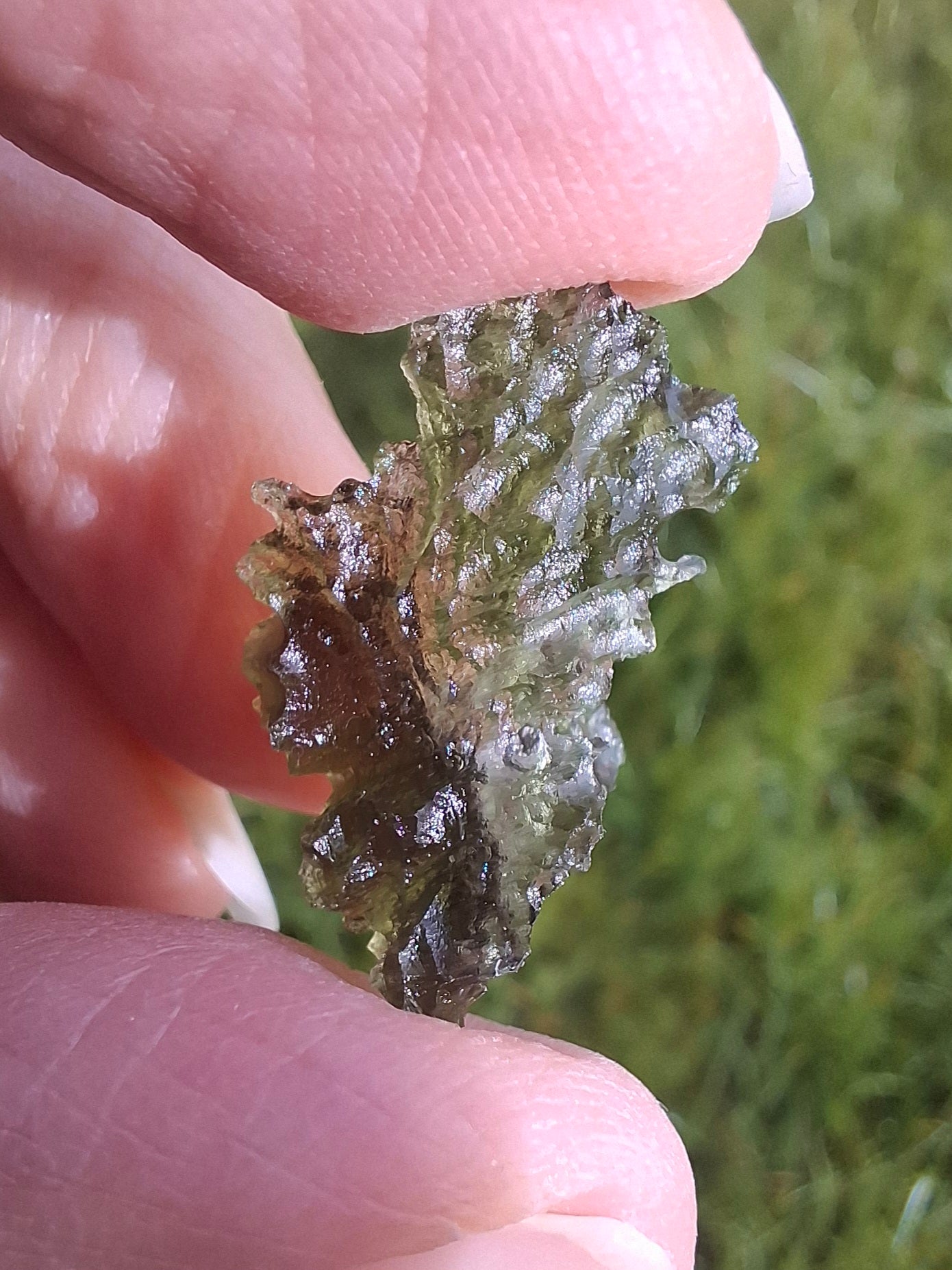 Moldavite Piece, JEZKOVNA BESEDNICE, 1.50g, Tektite (Ref: 1277)