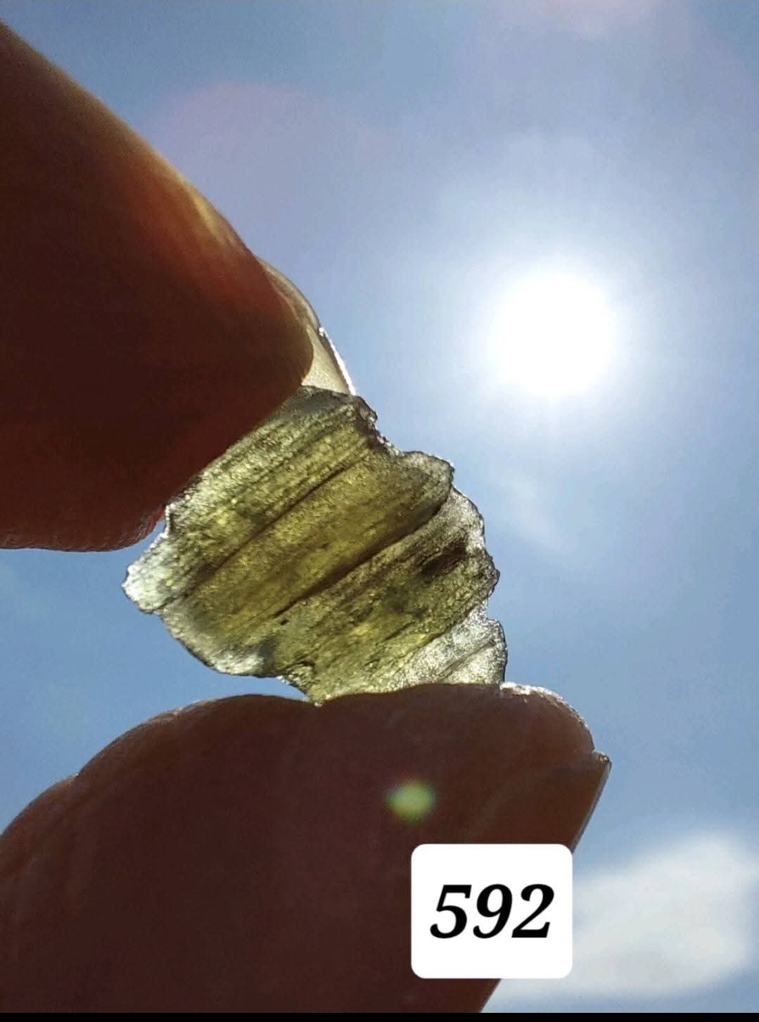 Moldavite Piece, 0.57g, Tektite (Ref: 592)
