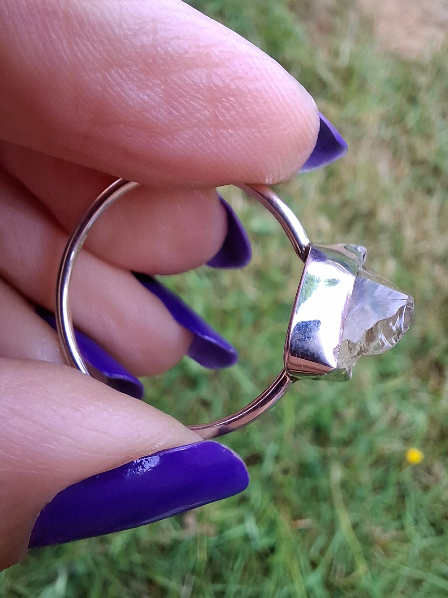 Libyan Desert Glass Ring, size large V, 925 Silver, Tektite (Ref: LR58)