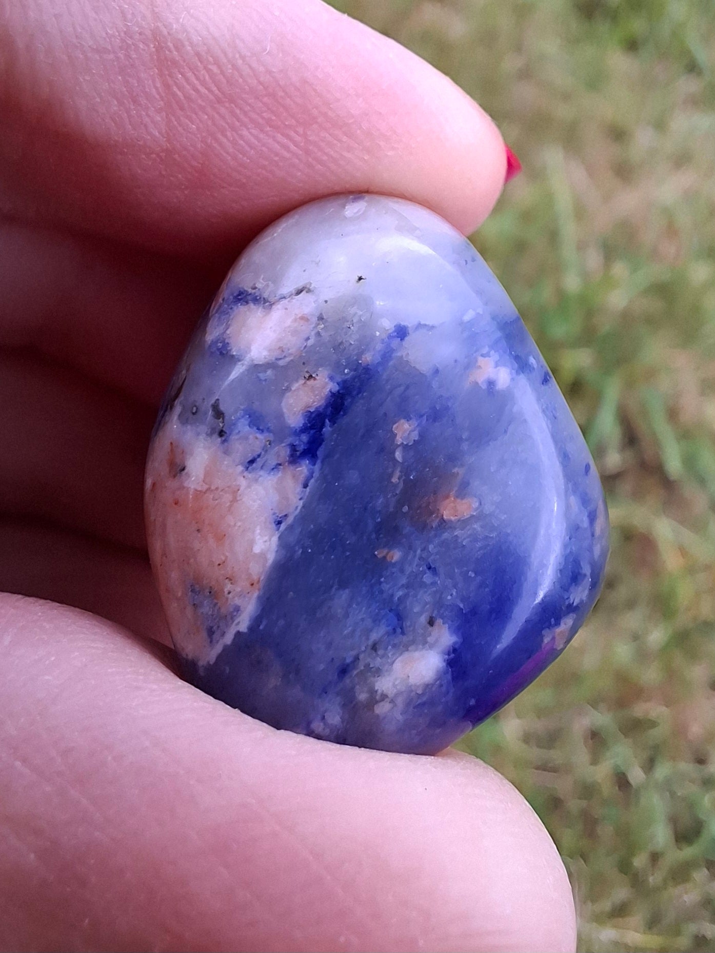 Sodalite, Tumble Stone, Crystal (Ref: T152)