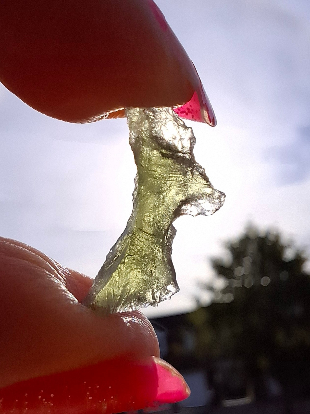 Moldavite Piece, 0.69g, Tektite (Ref: 1486)