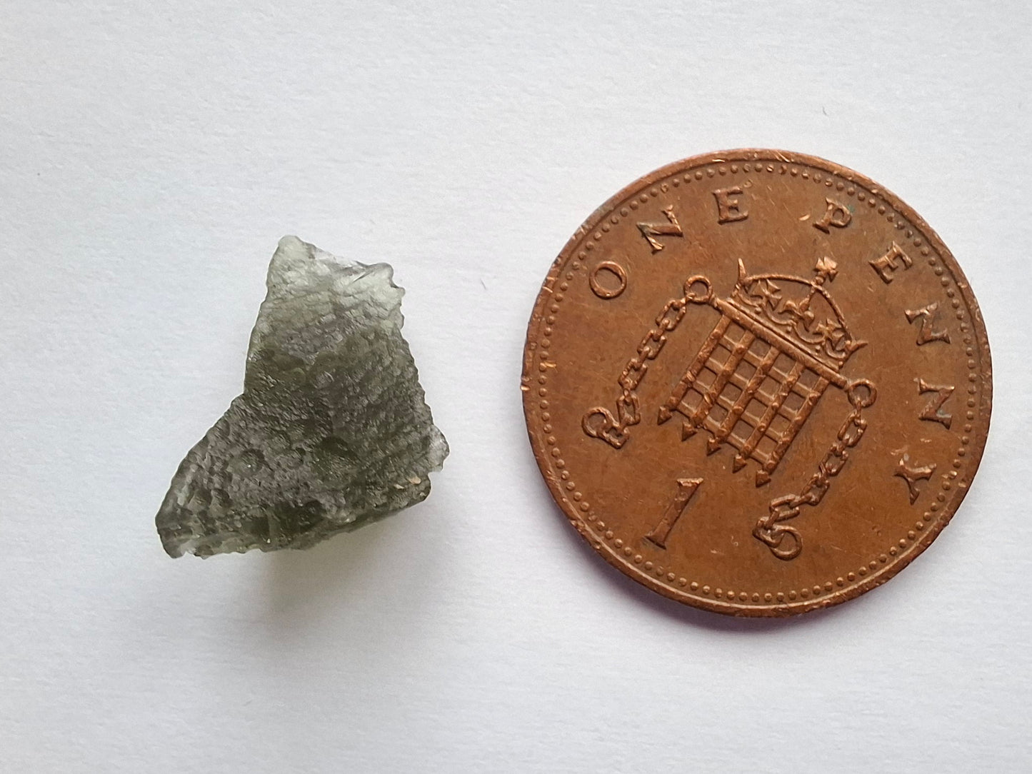 Moldavite Piece, 0.82g, Tektite (Ref: 1456)