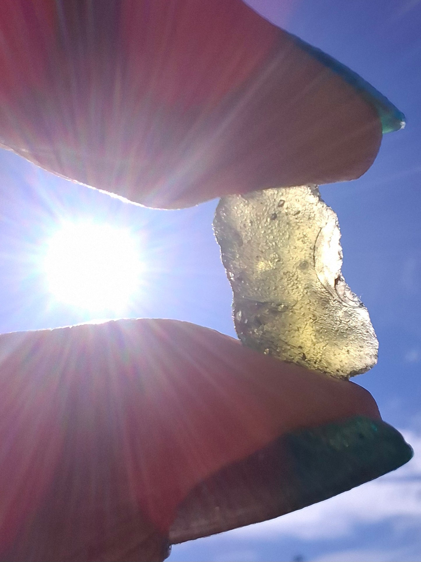 Moldavite Piece, 0.93g, Tektite (Ref: 1415)