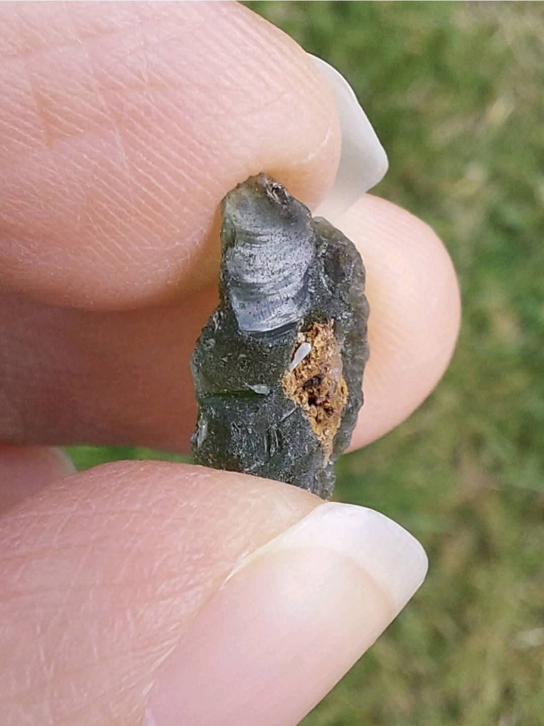 Moldavite Piece, 1.40g, Tektite (Ref: E219)