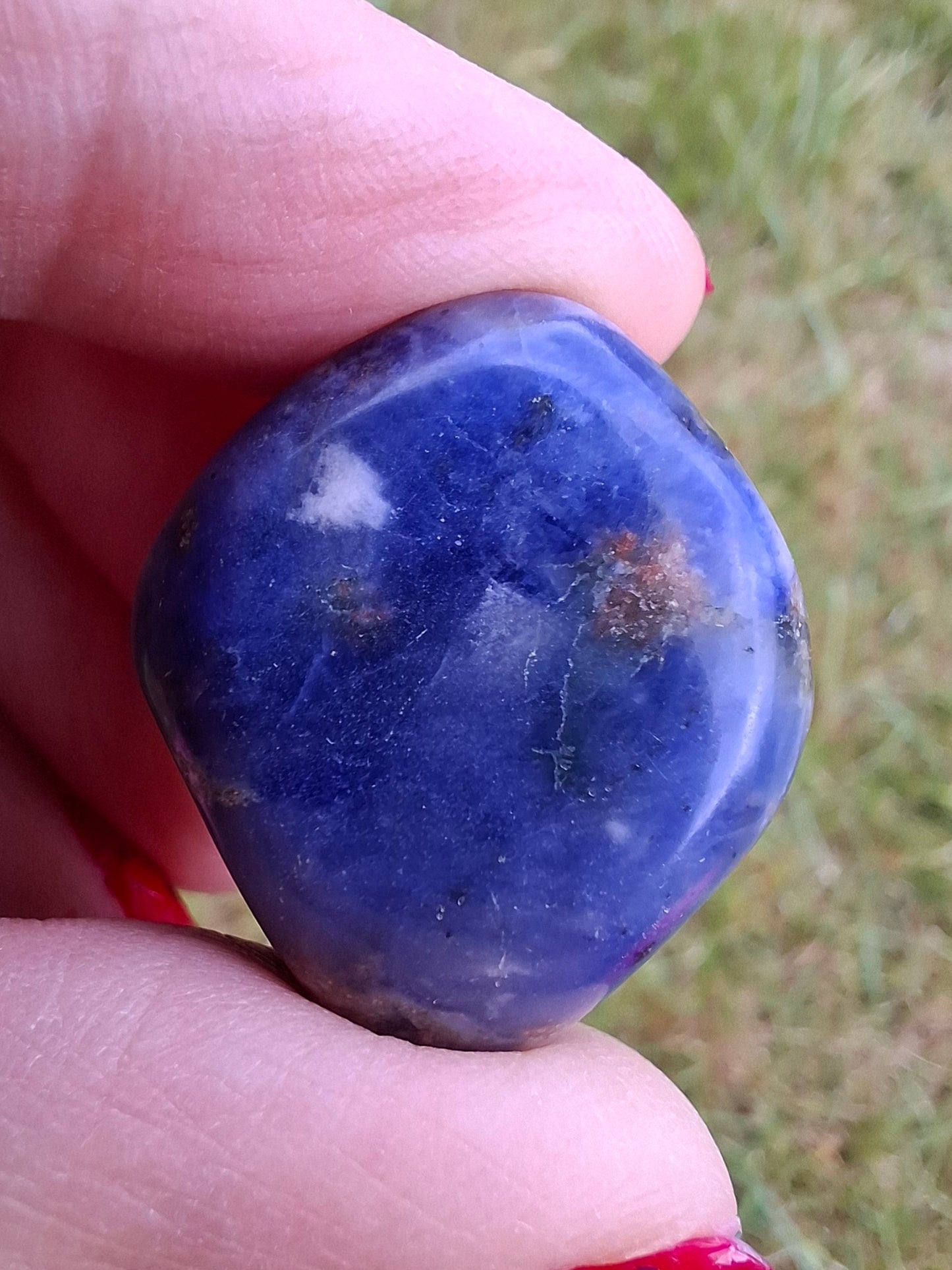 Sodalite, Tumble Stone, Crystal (Ref: T154)